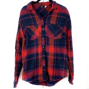 Urban Outfitters BDG plaid button long sleeve flannel shirt